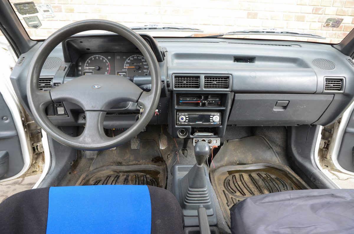 DAIHATSU CHARADE