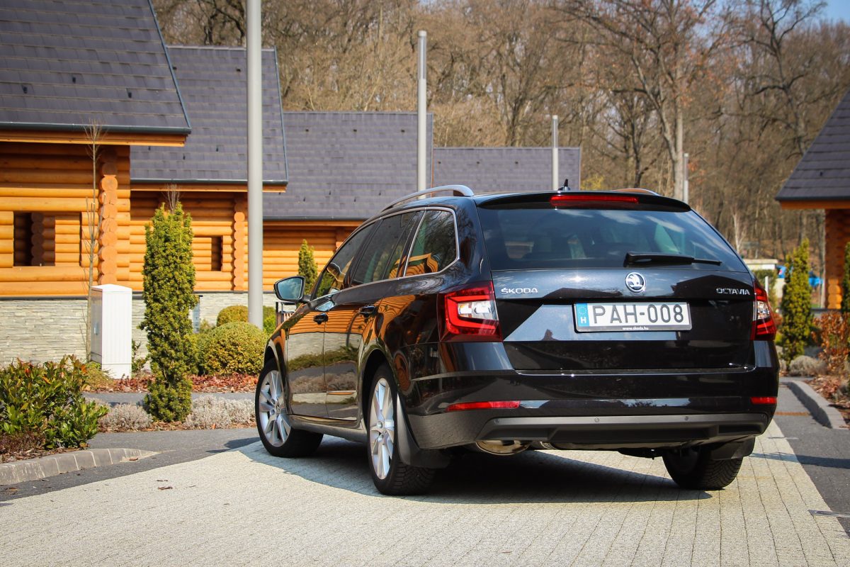 SKODA OCTAVIA