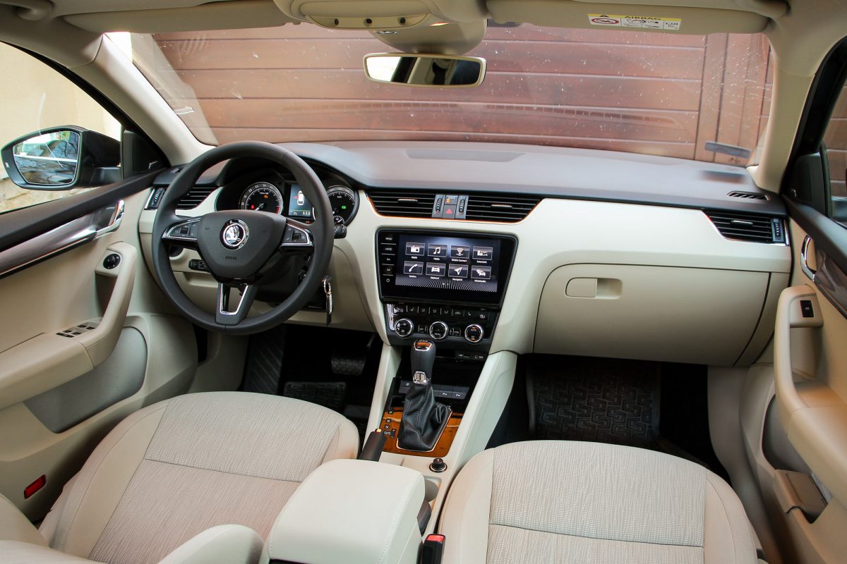 SKODA OCTAVIA