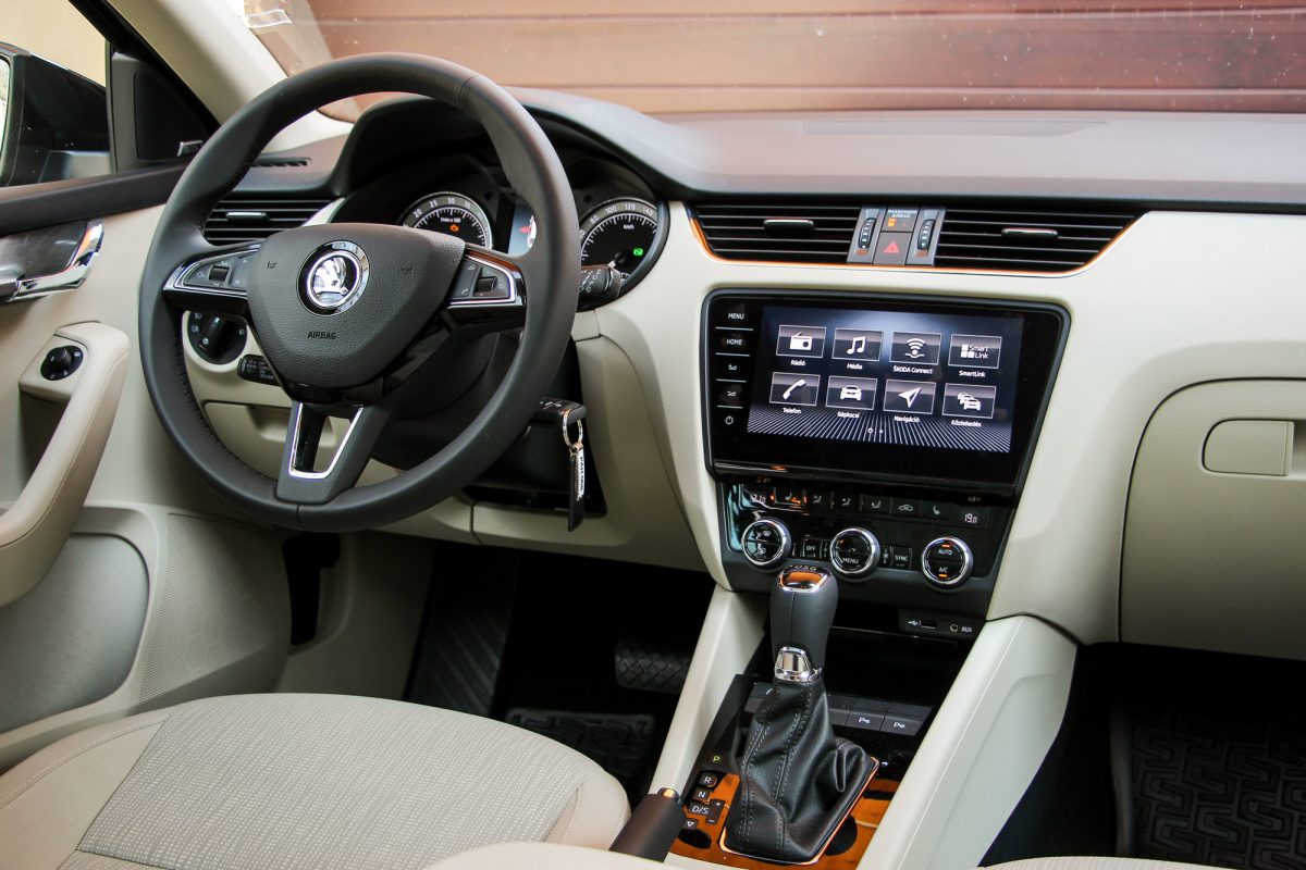 SKODA OCTAVIA