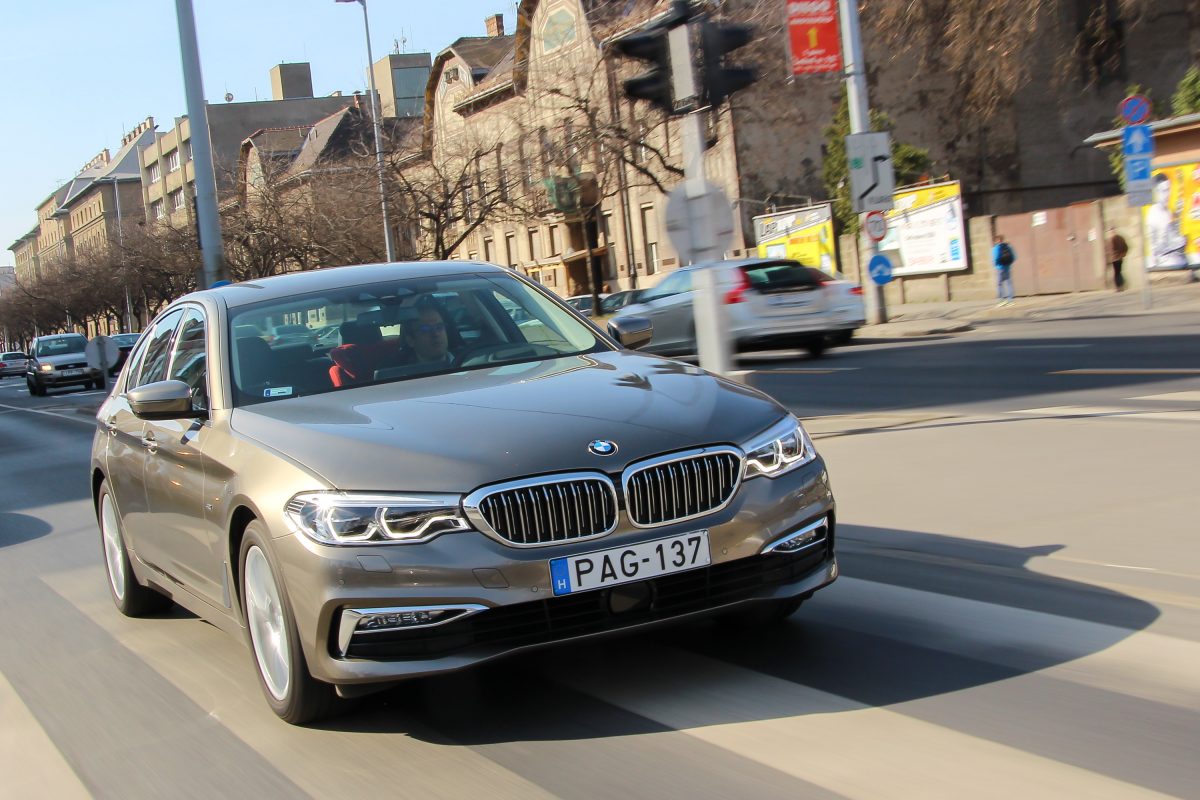 BMW 5-ÖS SOROZAT