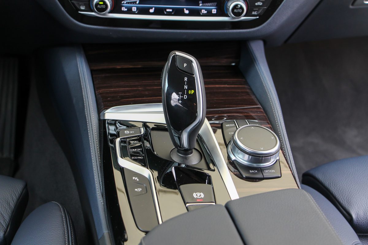 BMW 5-ÖS SOROZAT