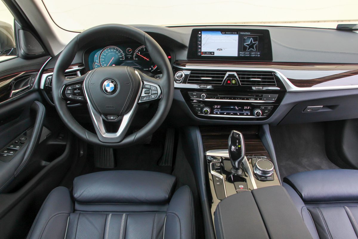 BMW 5-ÖS SOROZAT