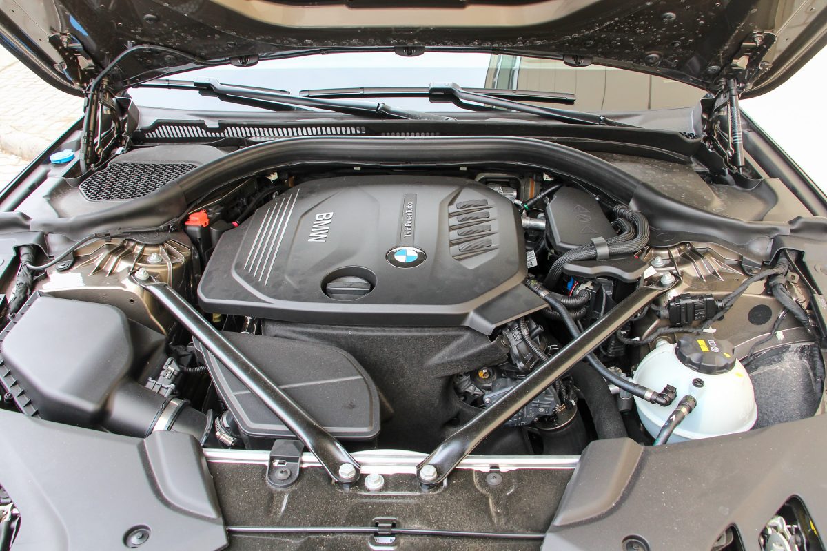 BMW 5-ÖS SOROZAT