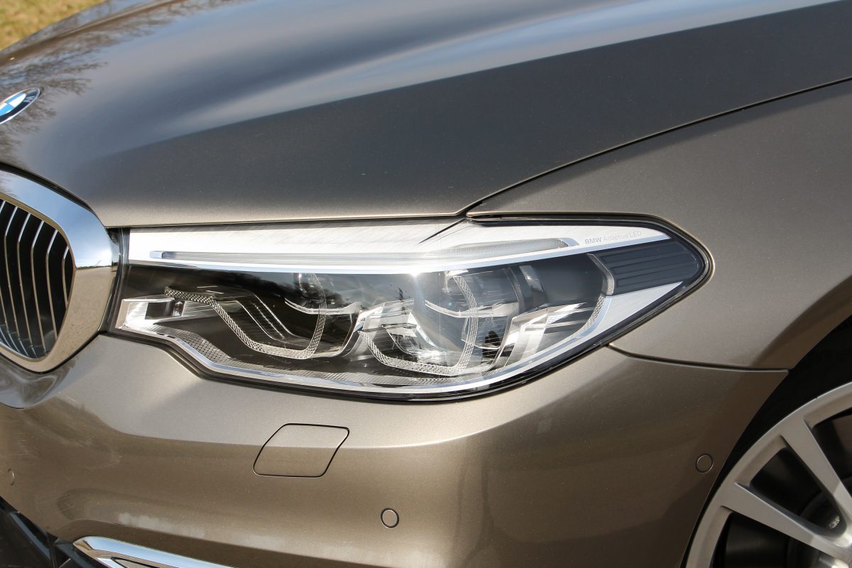 BMW 5-ÖS SOROZAT