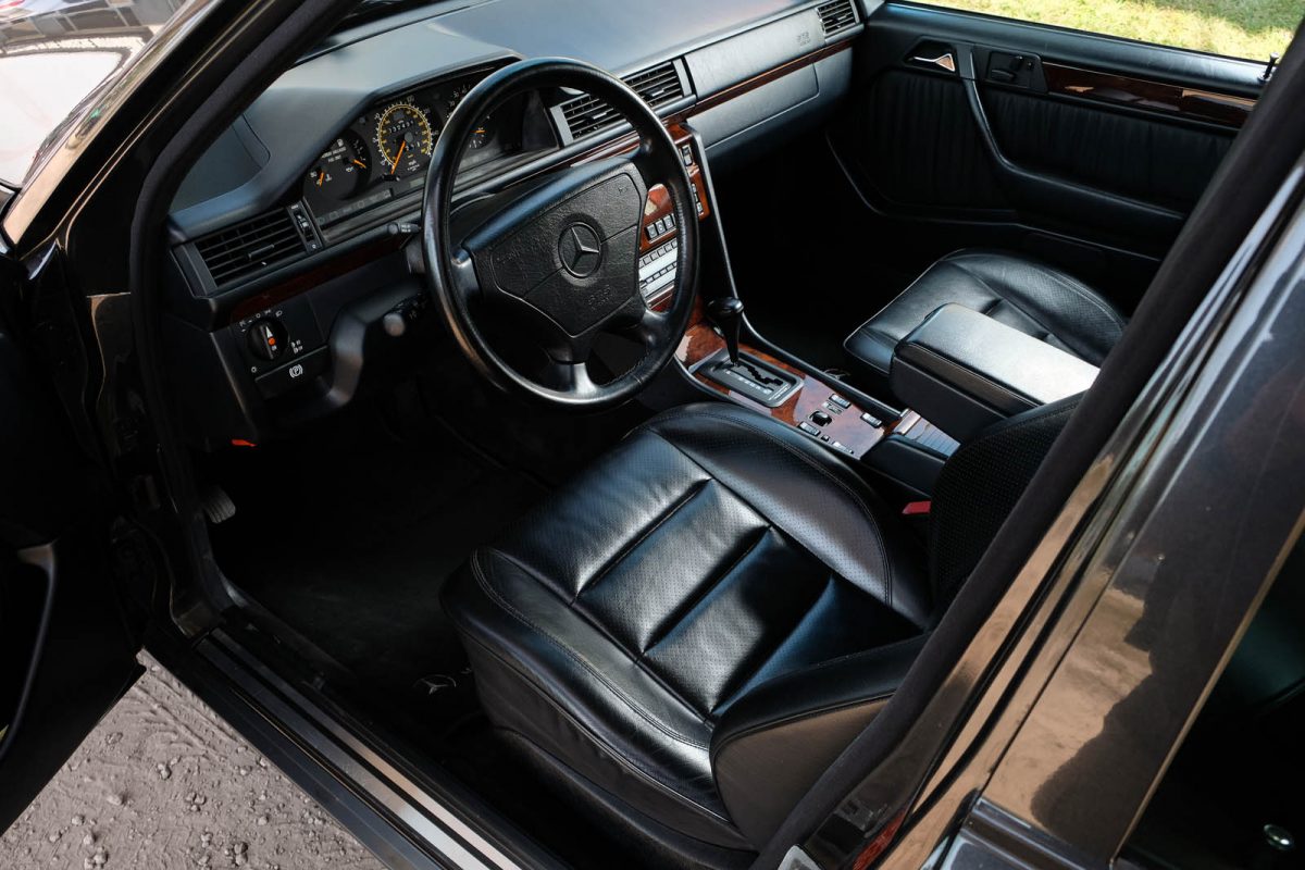 MERCEDES-BENZ 500