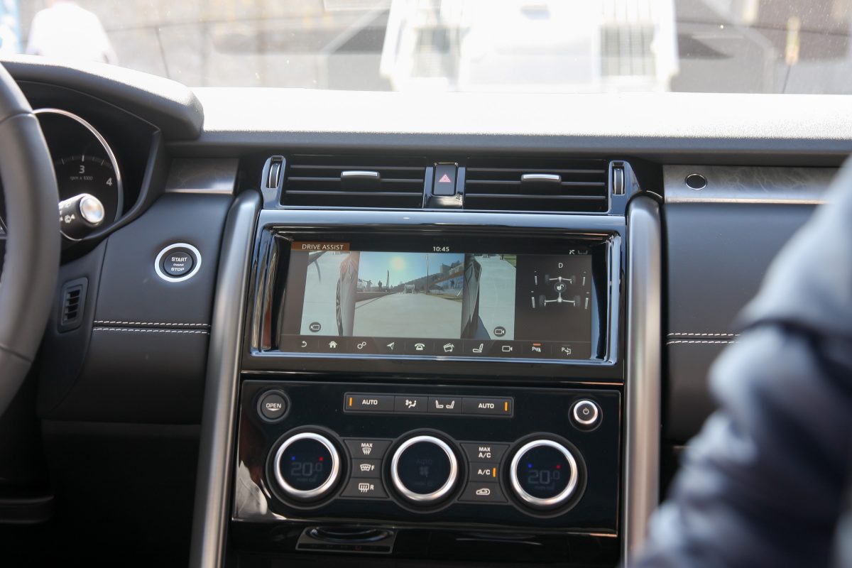 LAND ROVER