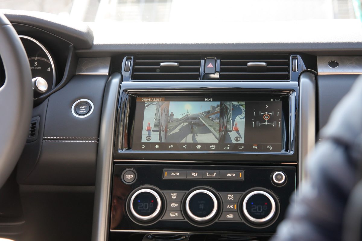 LAND ROVER