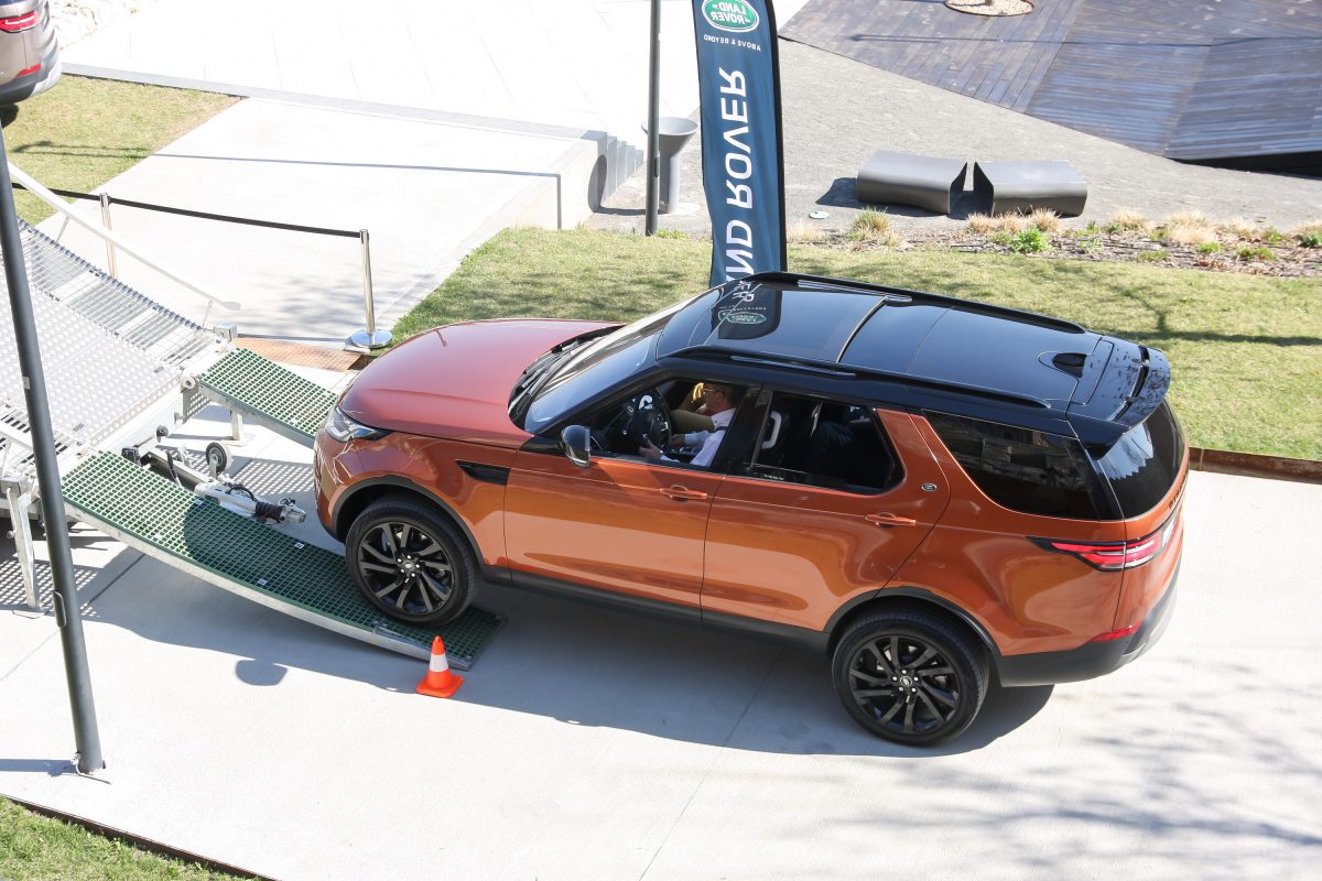 LAND ROVER