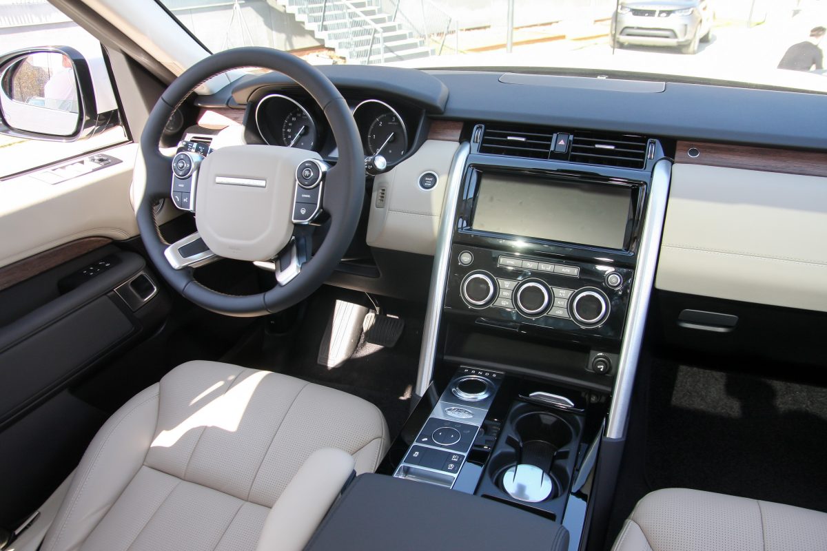 LAND ROVER