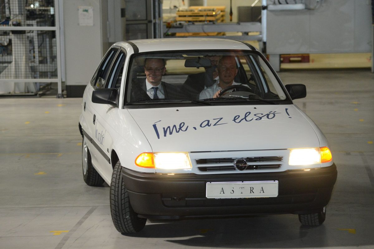 OPEL