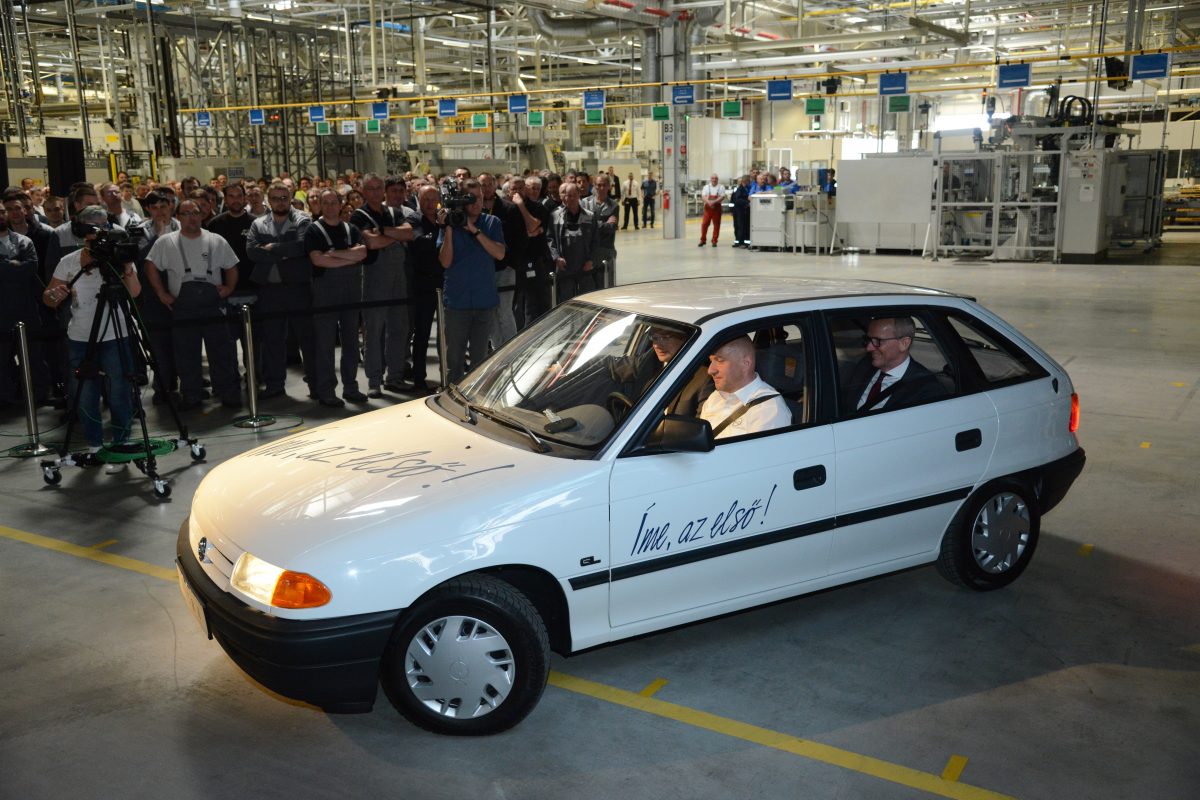 OPEL