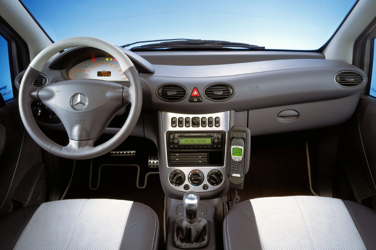 MERCEDES-BENZ A-OSZTÁLY