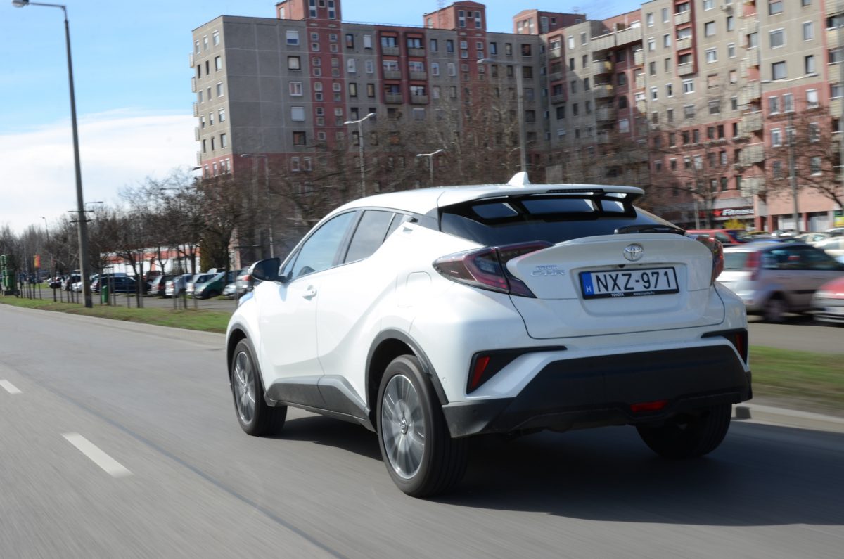 TOYOTA C-HR