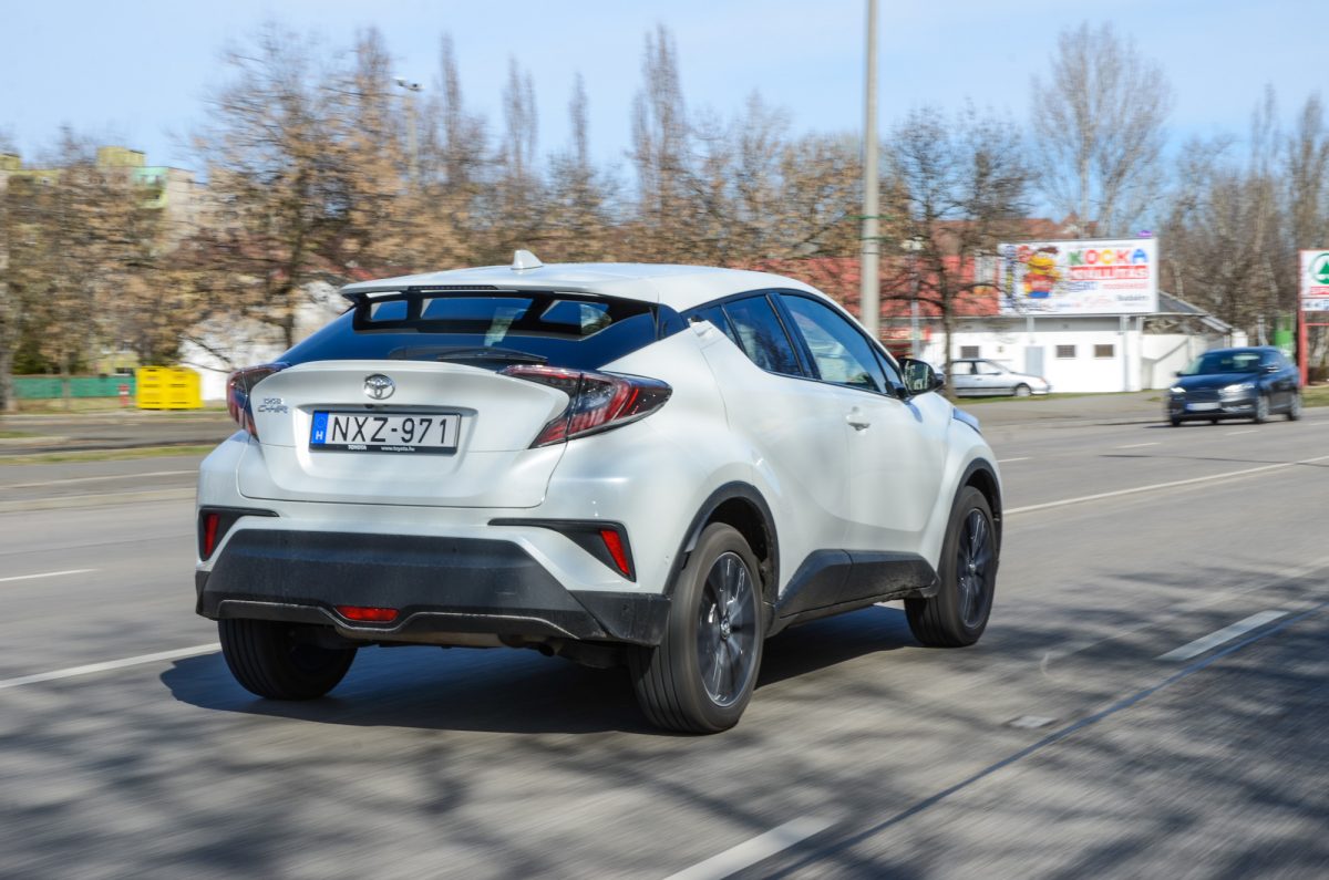 TOYOTA C-HR