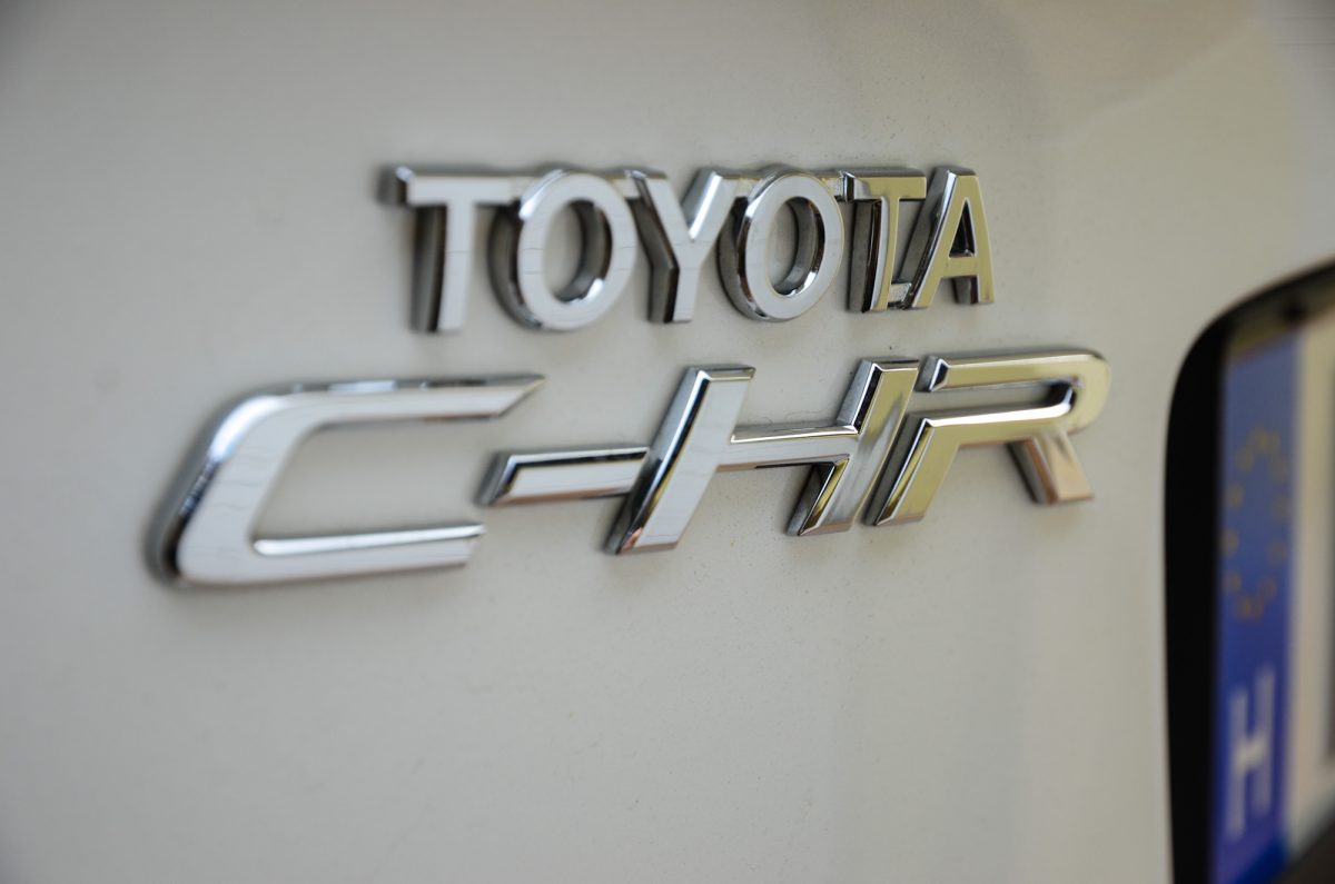 TOYOTA C-HR