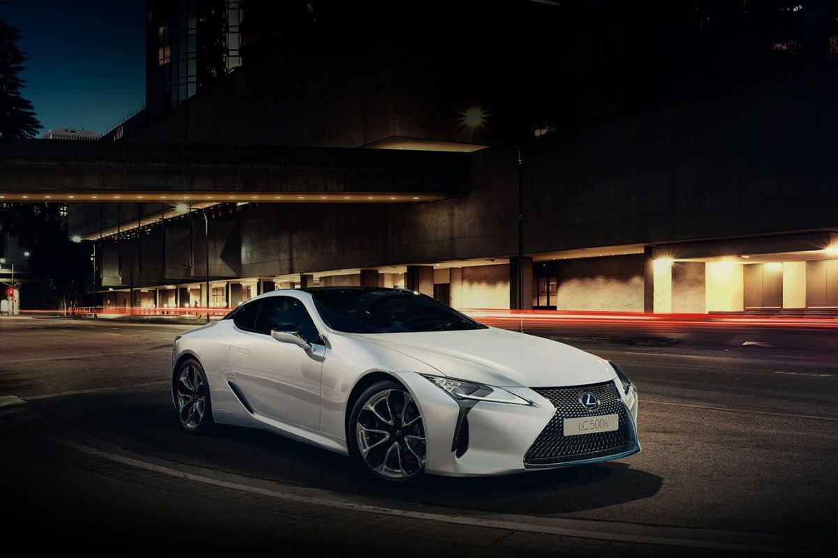 LEXUS