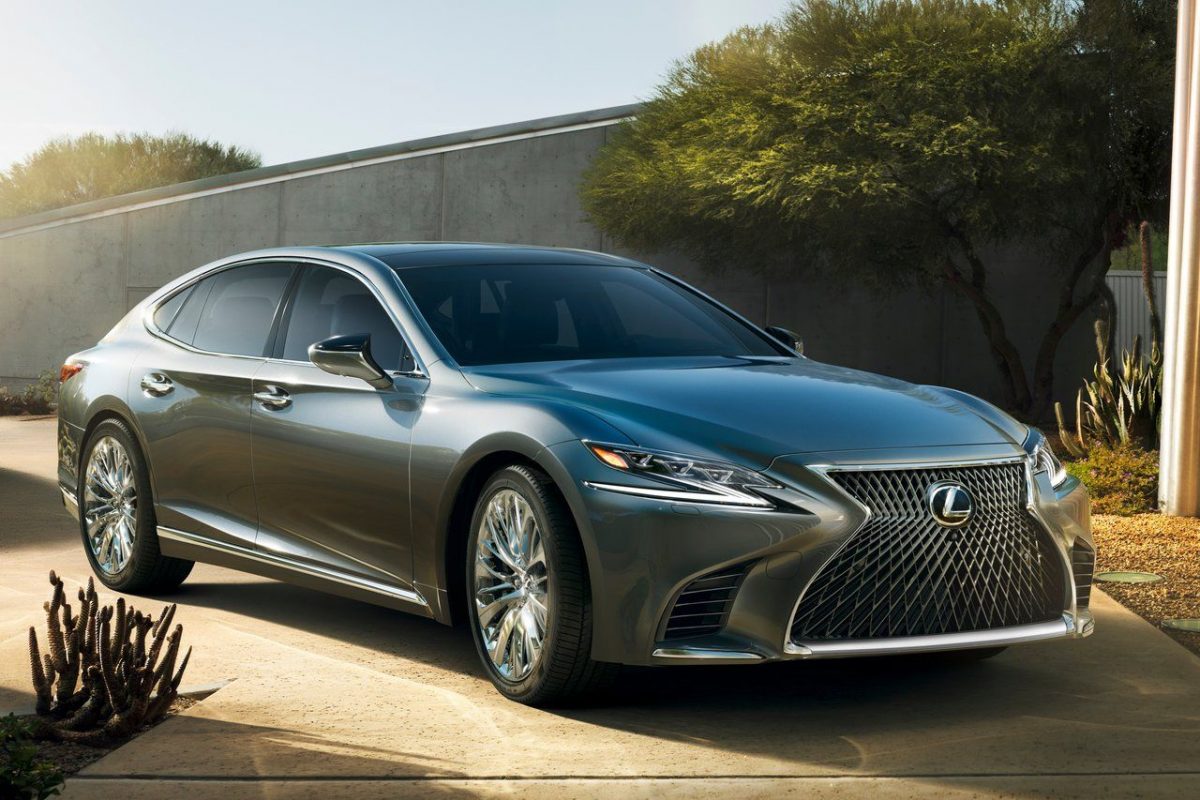 LEXUS
