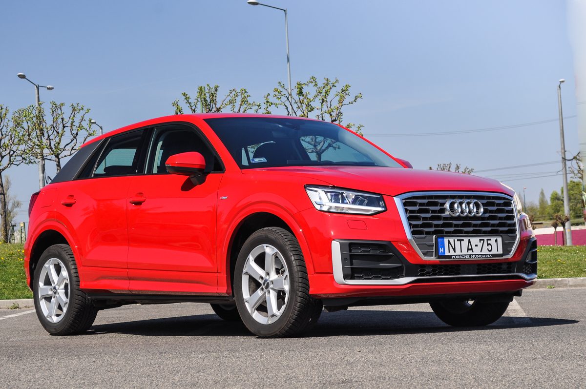 AUDI Q2