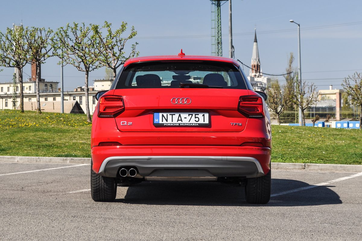 AUDI Q2