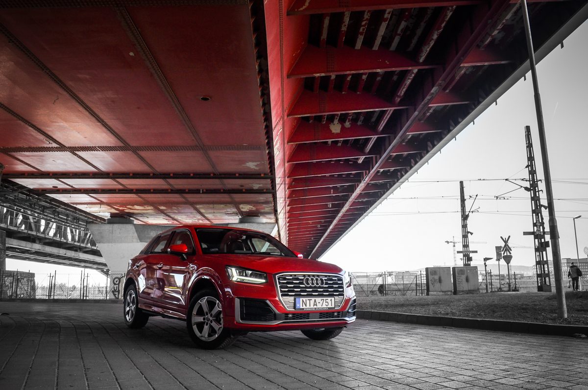 AUDI Q2