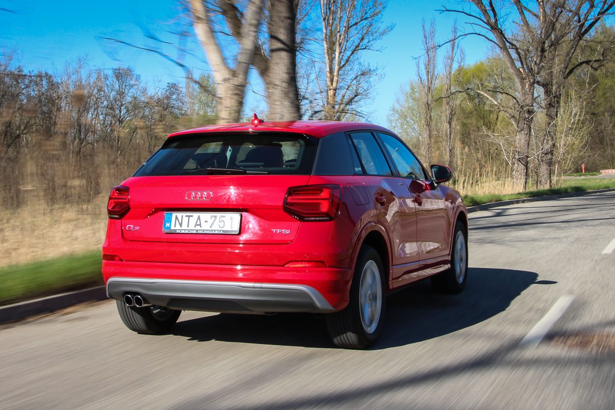 AUDI Q2