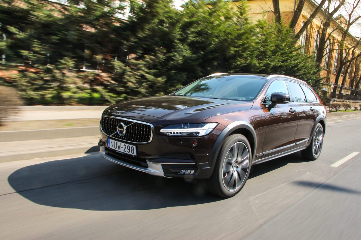 VOLVO V90