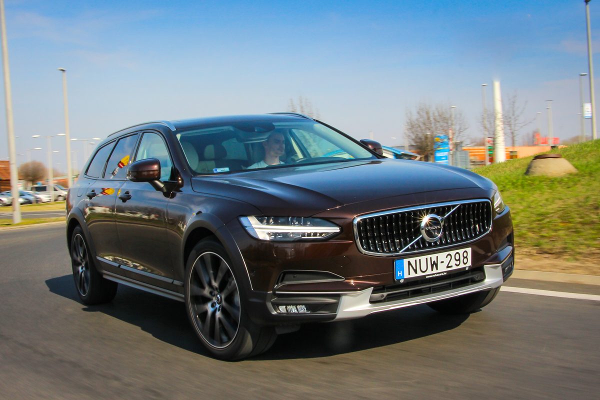VOLVO V90