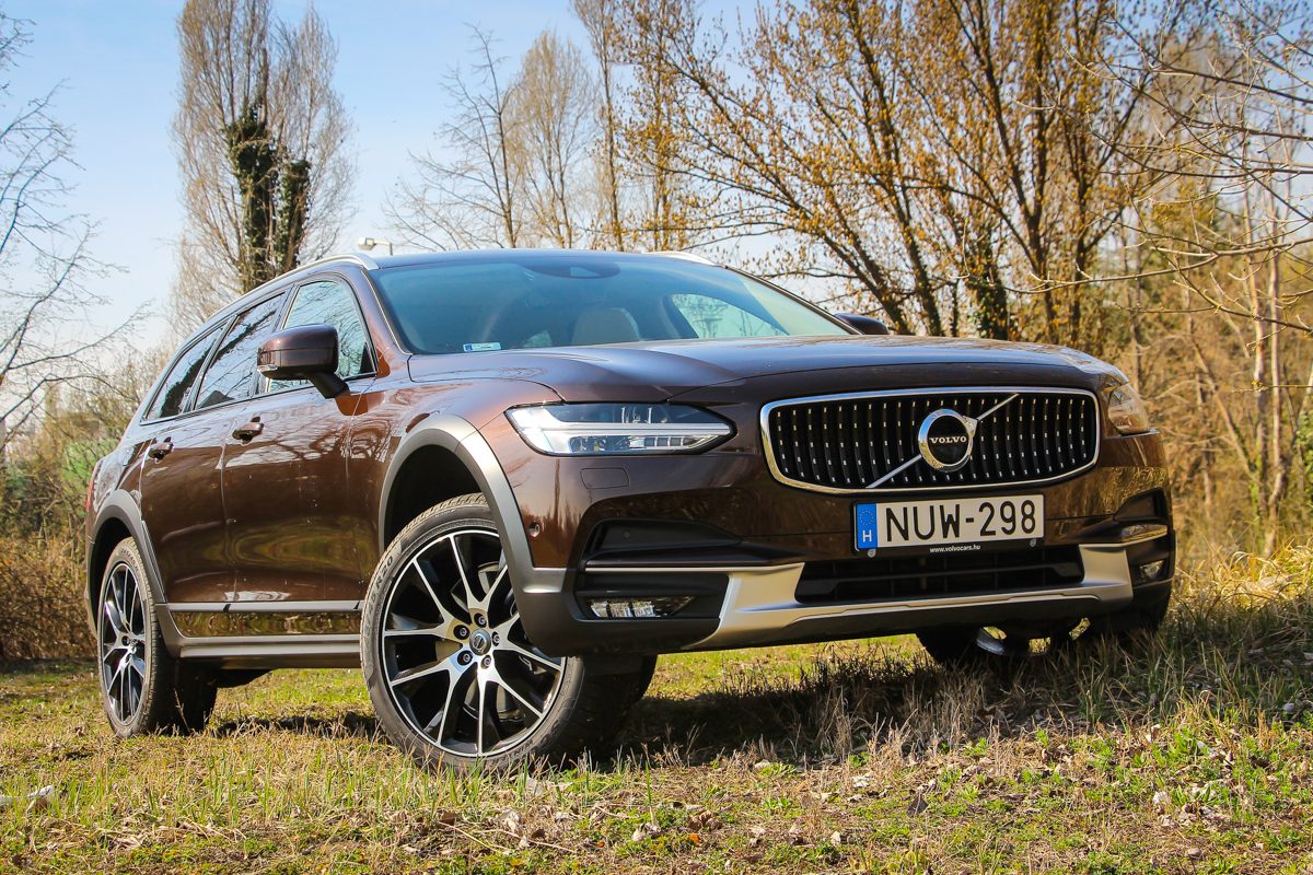 VOLVO V90