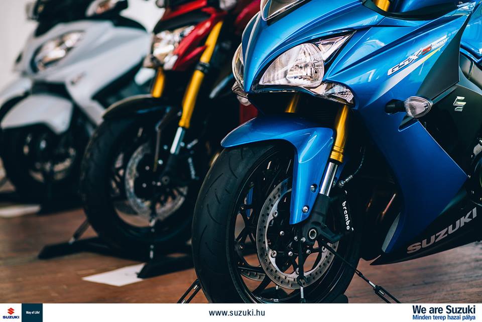 SUZUKI