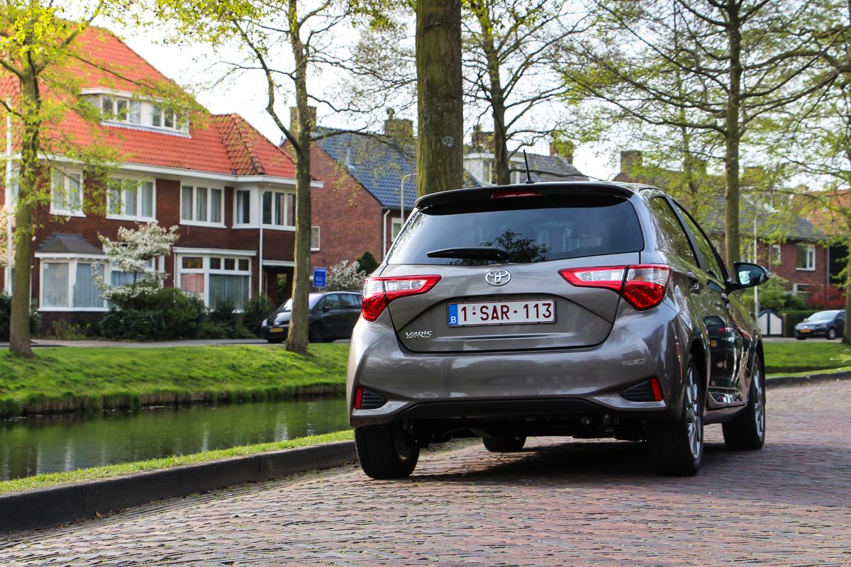 TOYOTA YARIS