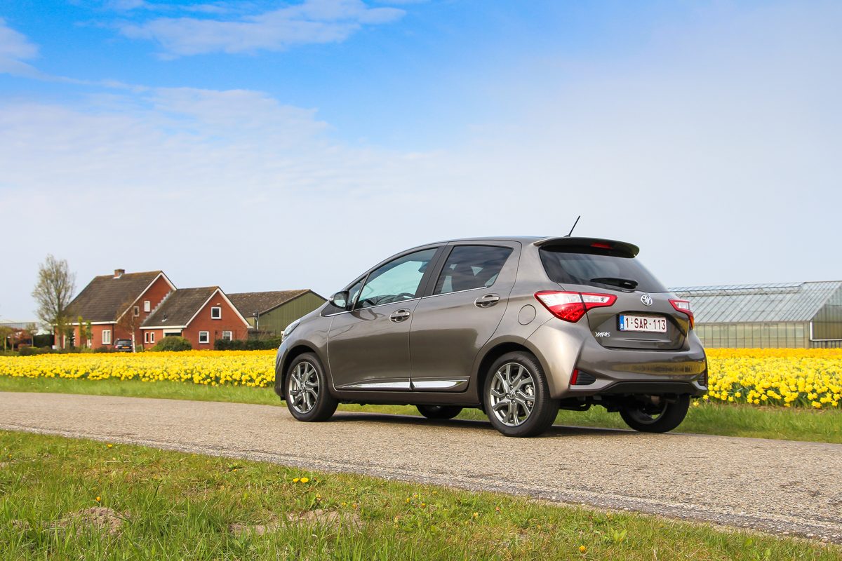 TOYOTA YARIS
