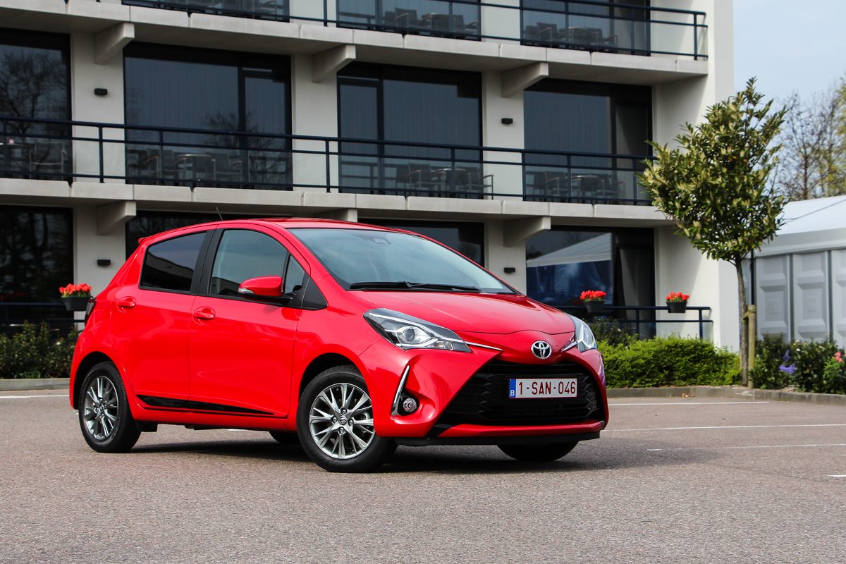 TOYOTA YARIS
