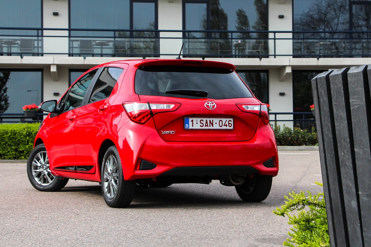 TOYOTA YARIS