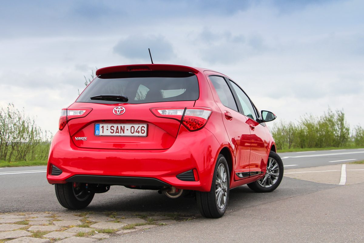 TOYOTA YARIS