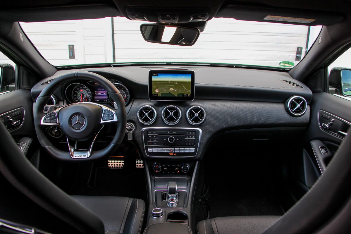 MERCEDES-BENZ GLA-OSZTÁLY