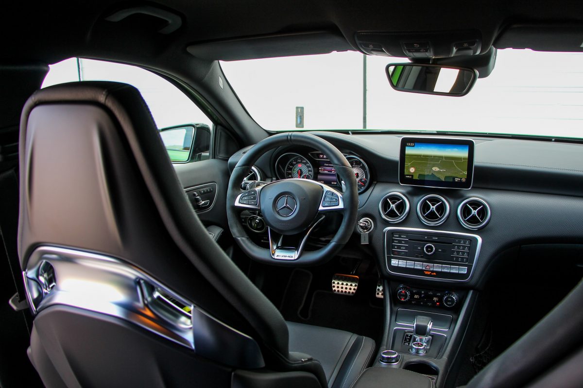 MERCEDES-BENZ GLA-OSZTÁLY