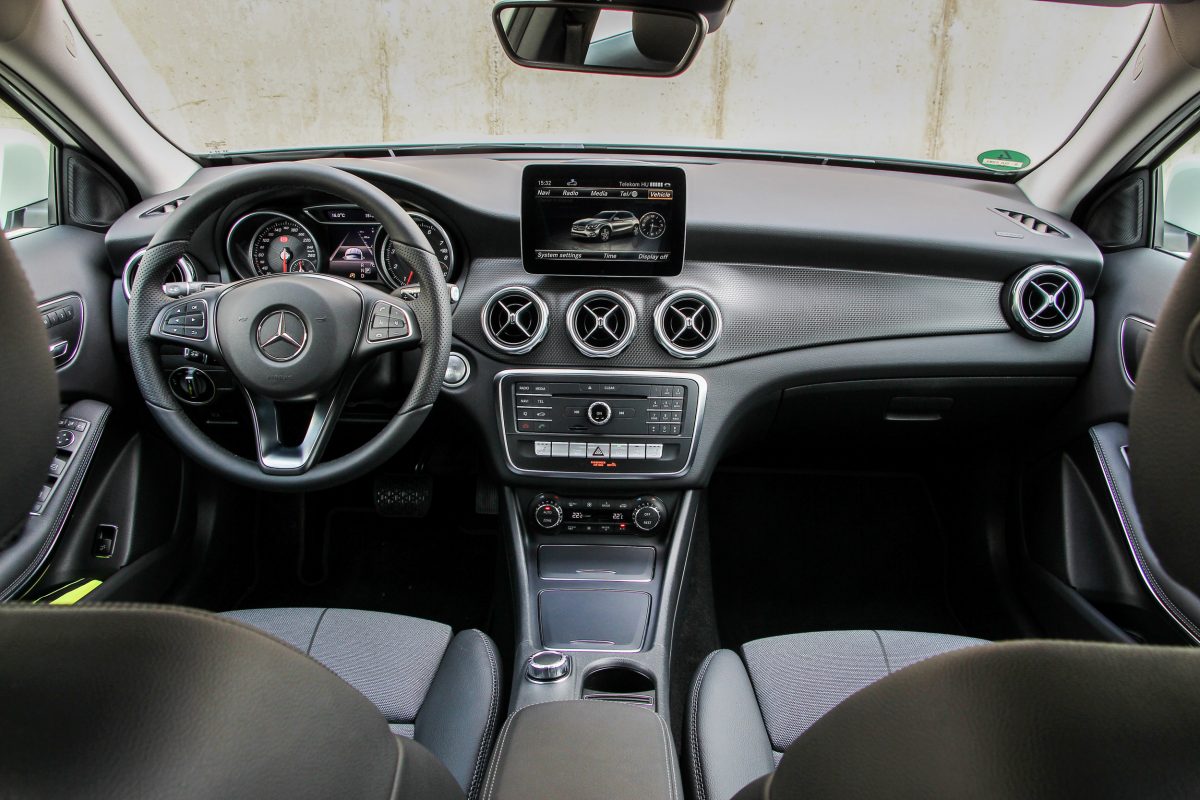 MERCEDES-BENZ GLA-OSZTÁLY