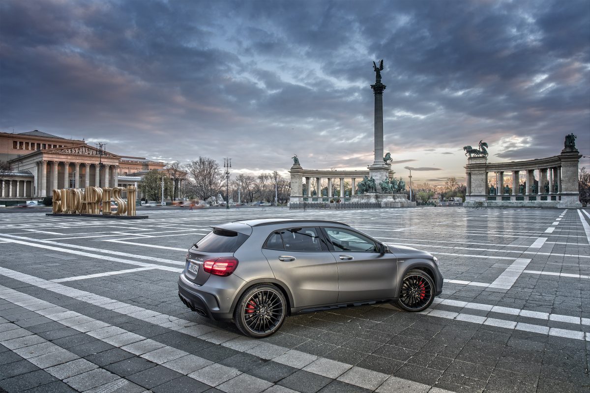 MERCEDES-BENZ GLA-OSZTÁLY