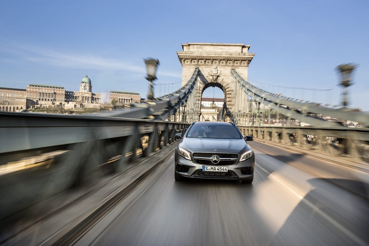 MERCEDES-BENZ GLA-OSZTÁLY