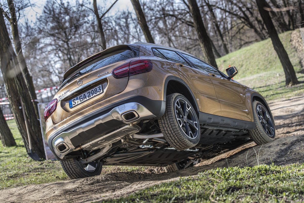 MERCEDES-BENZ GLA-OSZTÁLY
