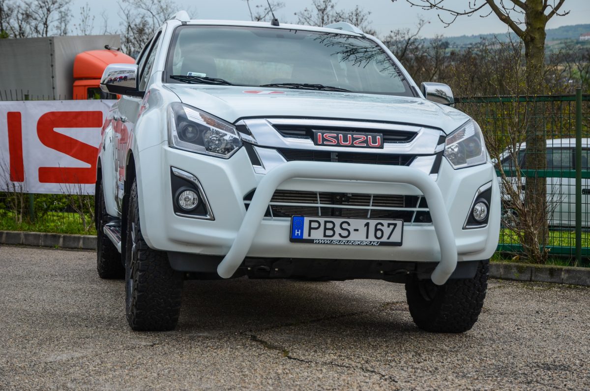 ISUZU D-MAX