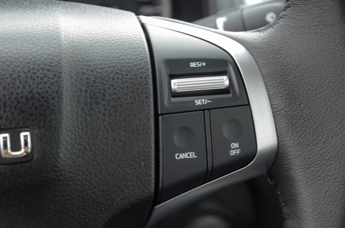 ISUZU D-MAX