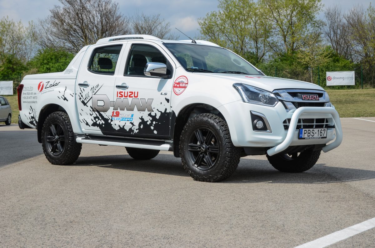 ISUZU D-MAX