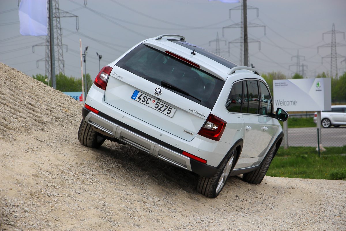 SKODA OCTAVIA