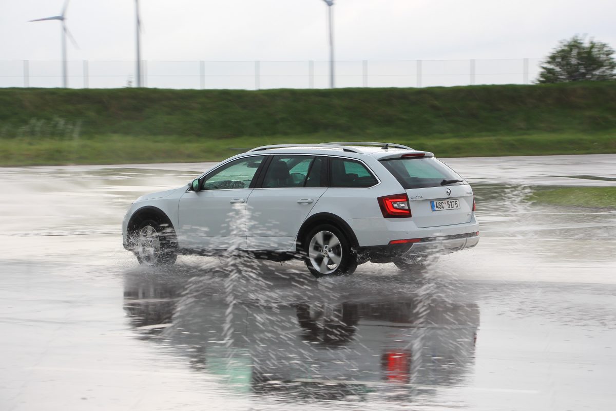 SKODA OCTAVIA