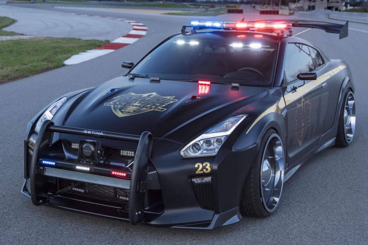 NISSAN GT-R