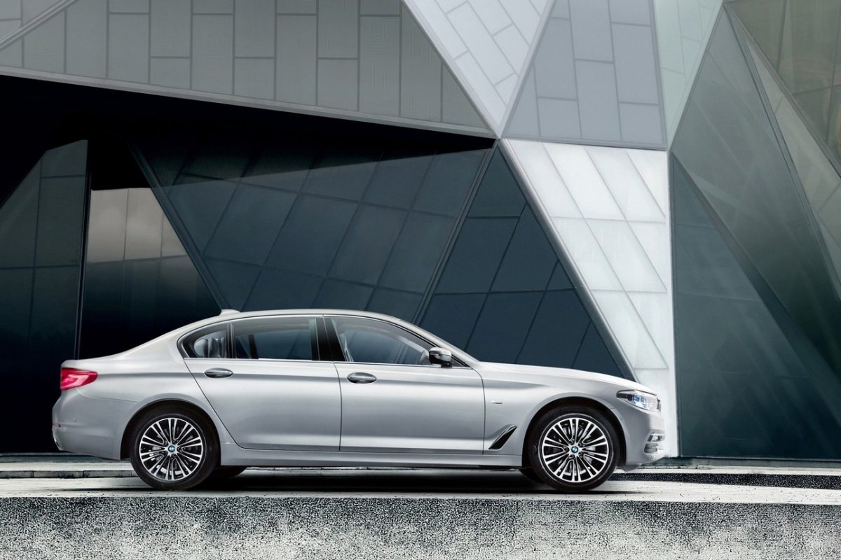 BMW 5-ÖS SOROZAT
