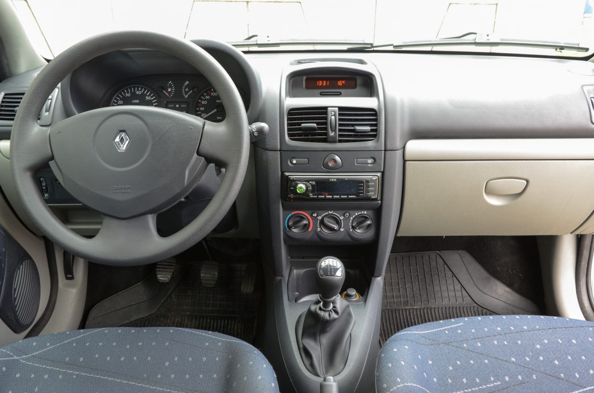 RENAULT CLIO