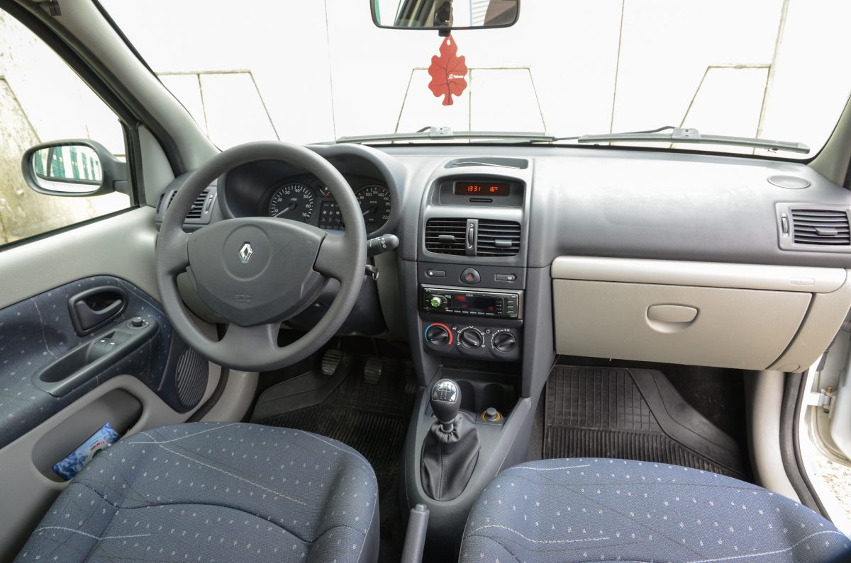 RENAULT CLIO